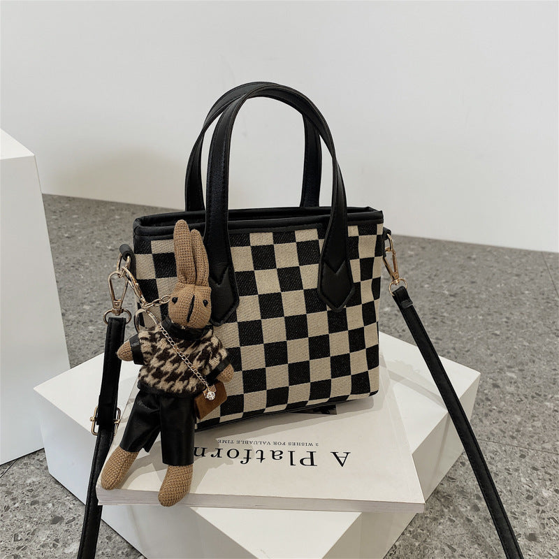 Houndstooth Shoulder Bags