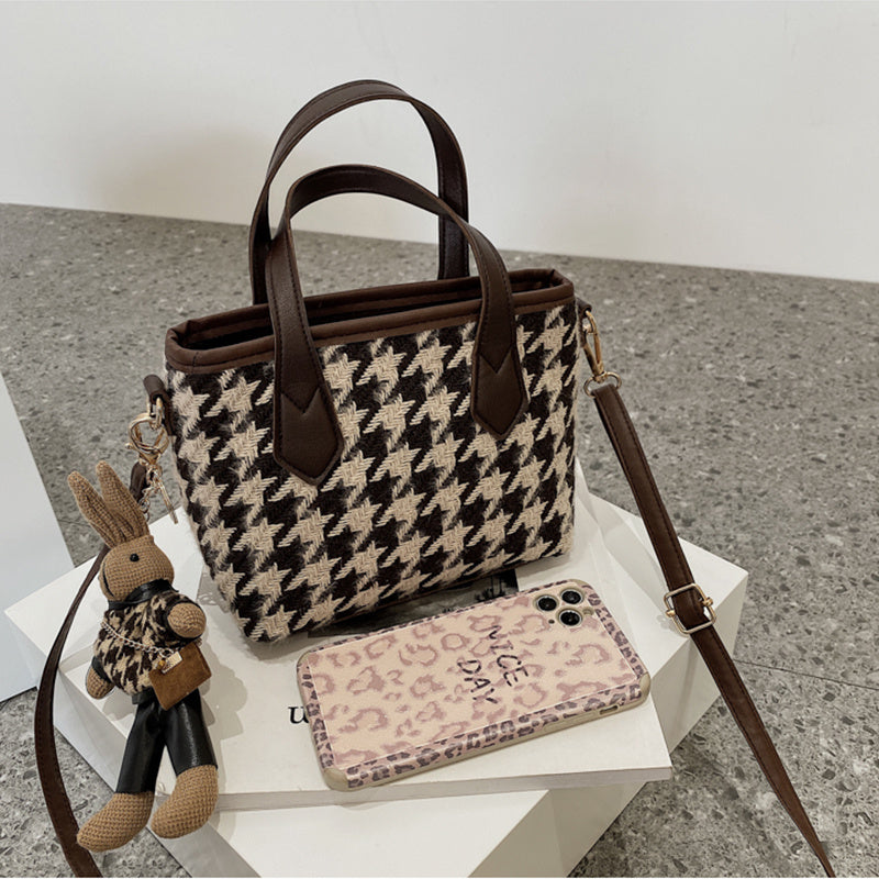 Houndstooth Shoulder Bags