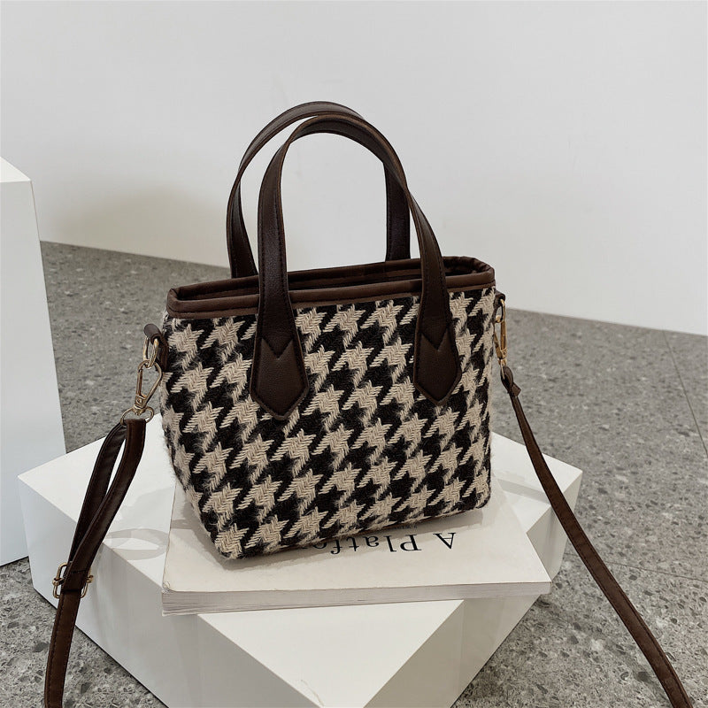 Houndstooth Shoulder Bags